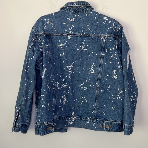 Missguided Distressed Bleached Jean Denim Jacket - Picture 5 of 5